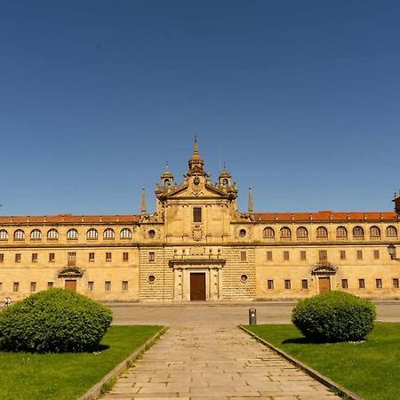 Alojamiento Real Monforte De Lemos Exterior foto